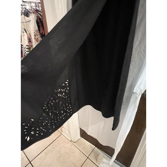 Katherine Kelly Black Irish Linen True Wrap Midi Skirt Floral Cutout Bottom 16 - Picture 2 of 8